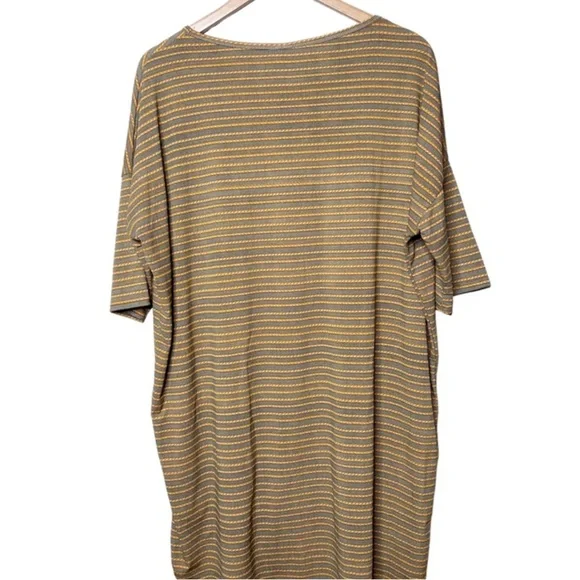 LuLaRoe Classic T Heathered Stripe‎ Gray Yellow Short Sleeve Top Women OS - Picture 11 of 16